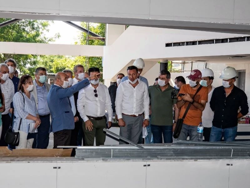 İzmir’in yeni yüzme havuzu ekimde açılıyor
