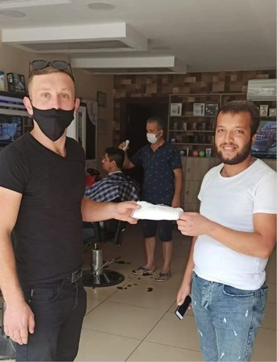 SAADET PARTİSİ GENÇLİK KOLLARI MASKE DAĞITTI