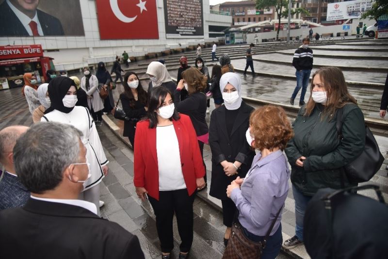 Türk Kızılay Bursa Şubesi’nin kan bağışı kampanyasına büyük ilgi
