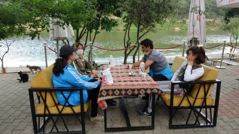 (Özel) Mesire alanında vakit geçiren vatandaştan ilginç diyalog: 