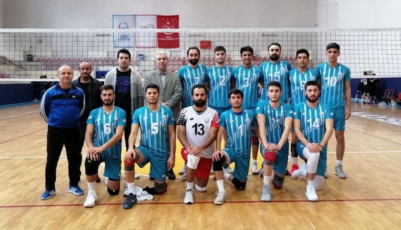 Melikgazi Belediyespor Voleybol Antrenörü Fuat Kalay: “Sonunda hak ettiğimiz yerdeyiz”
