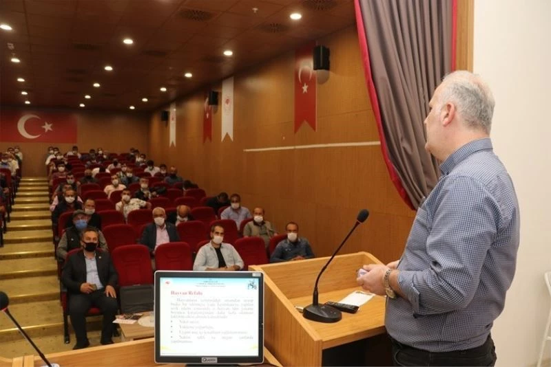 Nakliyecilere ’hayvanların refahı ve korunması’ anlatıldı
