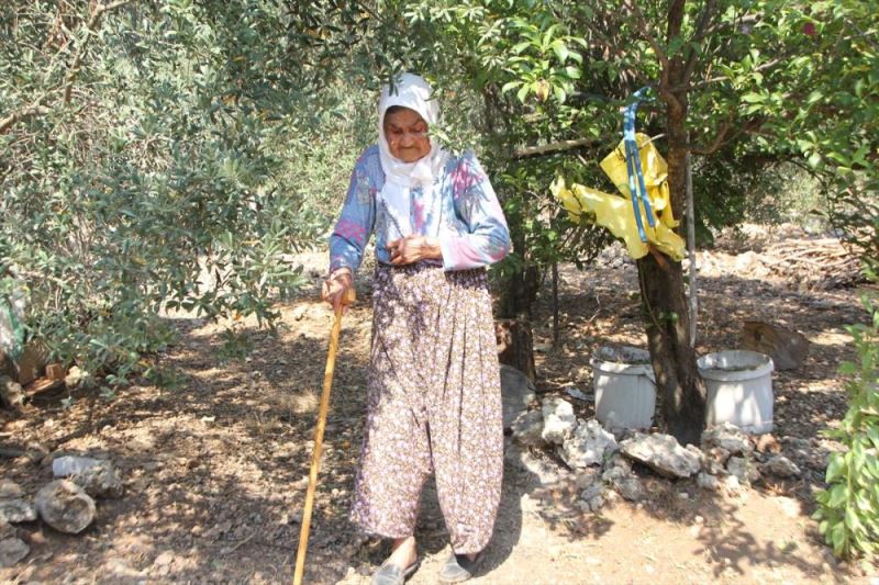 Antalya’da yaşayan asırlık kız kardeşler uzun yaşamlarının sırrını verdi