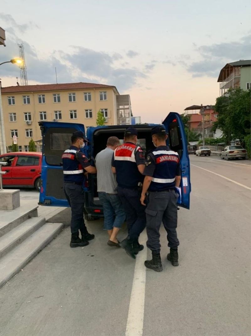 Mahallelinin mazotundan, av tüfeğine kadar çalan şüpheli tutuklandı
