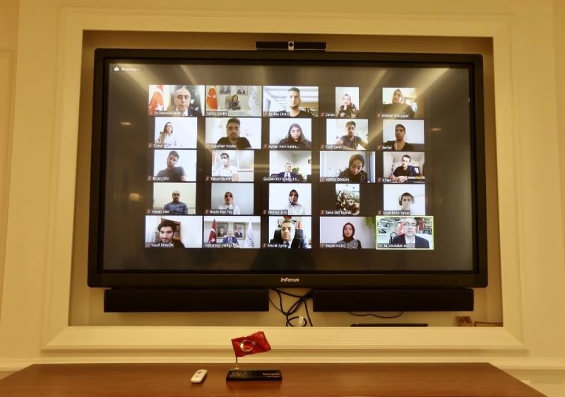 Başkan Şahin GASMEK öğrencileriyle telekonferans aracılığıyla buluştu
