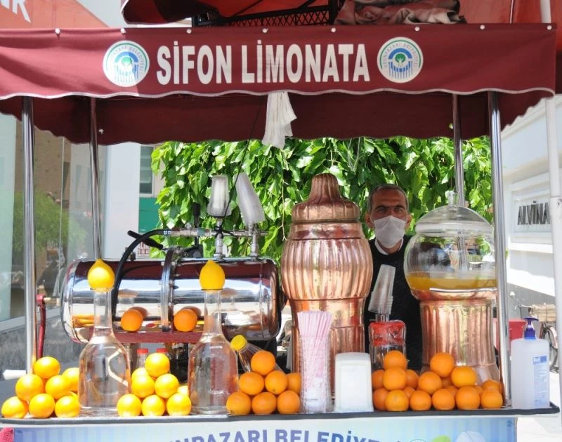Sifon limonatacılar da tezgahlarını açtı
