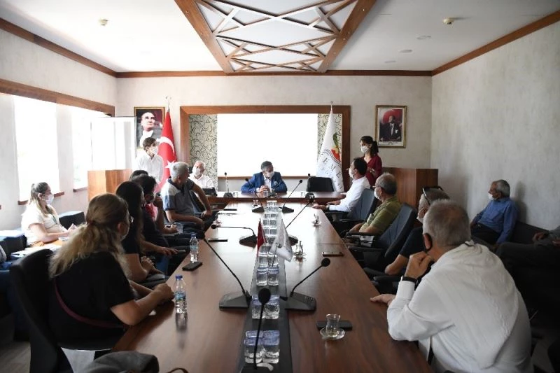 Başkan Topaloğlu imar sorunu çözülen Beldibi’nde
