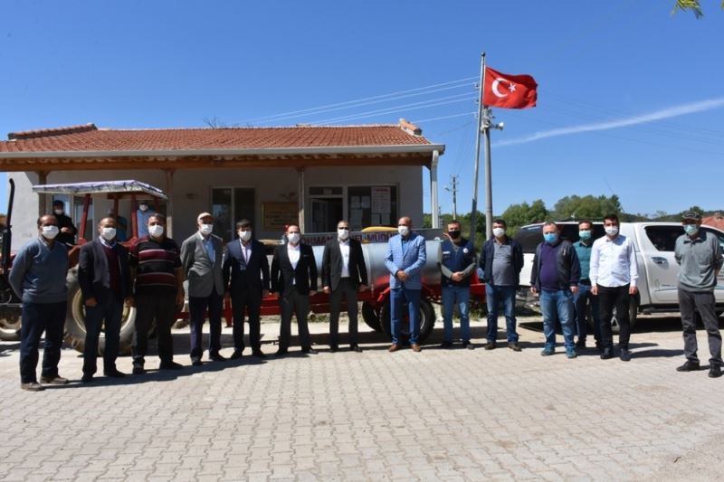 İnönü Kümbet Yeniköy’e yangın söndürme tankeri teslim edildi
