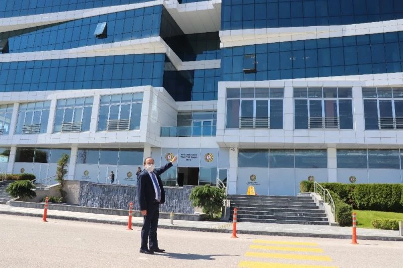 Türkiye’de kamu binaları arasında ilk yeşil bina sertifikasını Afyonkarahisar Ticaret ve Sanayi Odası aldı
