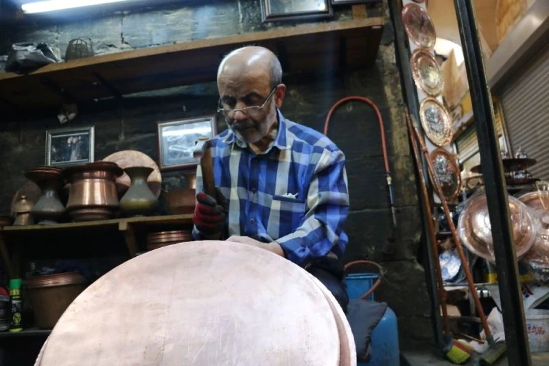 Tarihi Bakırcılar Çarşısı’nda çekiç sesleri yeniden yankılandı
