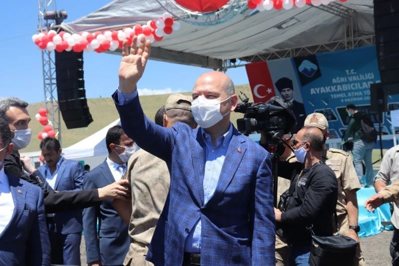 Süleyman Soylu: “Bu harcı aslında terörün üzerine döküyoruz”
