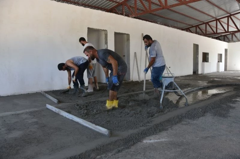 Ceyhan Cezaevi bekleme salonu inşaatında sona yaklaşıldı
