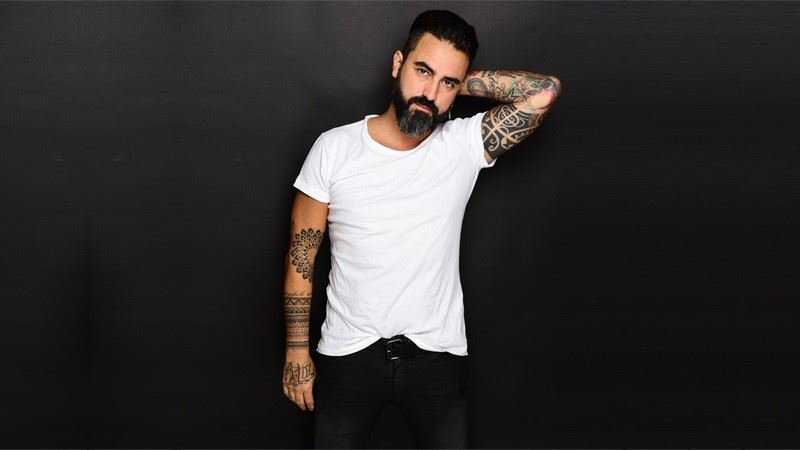 Türk DJ Murat Hendes: “Avrupa’da eğlence sektörü kan ağlıyor”
