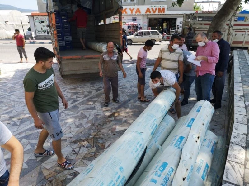 Afette zarar gören üreticiye sera naylonu desteği
