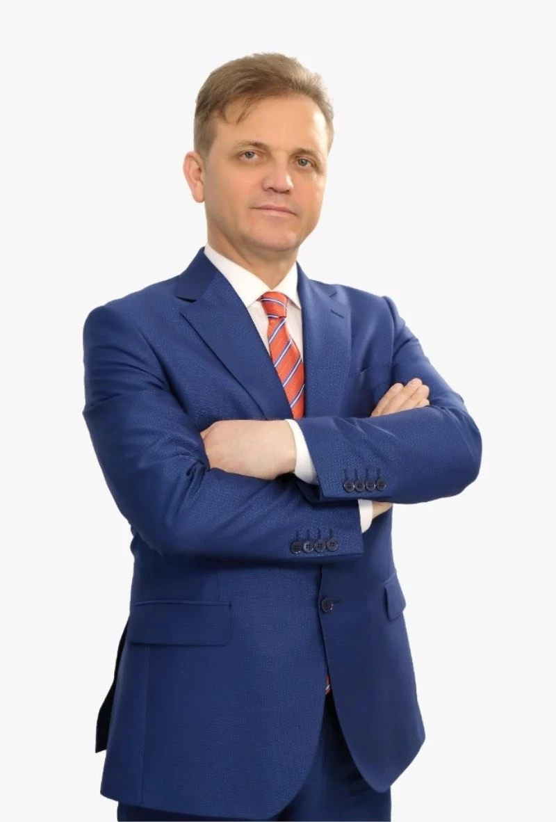 Doç. Dr. Ahmet İnanır, bel fıtığında doğru bilinen yanlışları açıkladı
