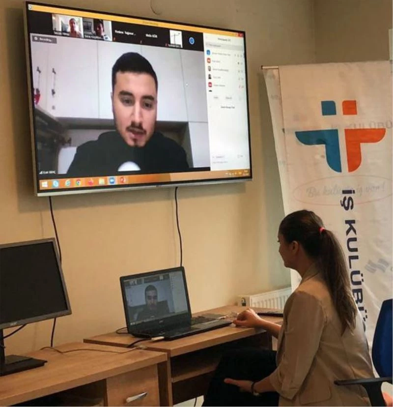 Bakan Selçuk: “İş Kulüplerinde online olarak 2 bin 613 gencimize eğitim verdik”
