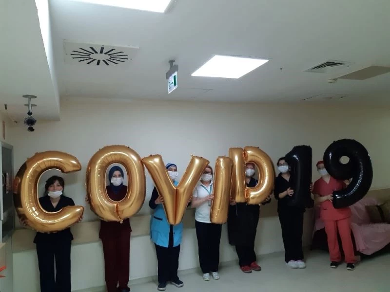 (Özel) Pandeminin kahramanları hastanenin “En”lerini seçti
