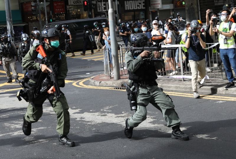 Hong Kong’da Ulusal Güvenlik Yasası kabul edildi, sokaklar karıştı
