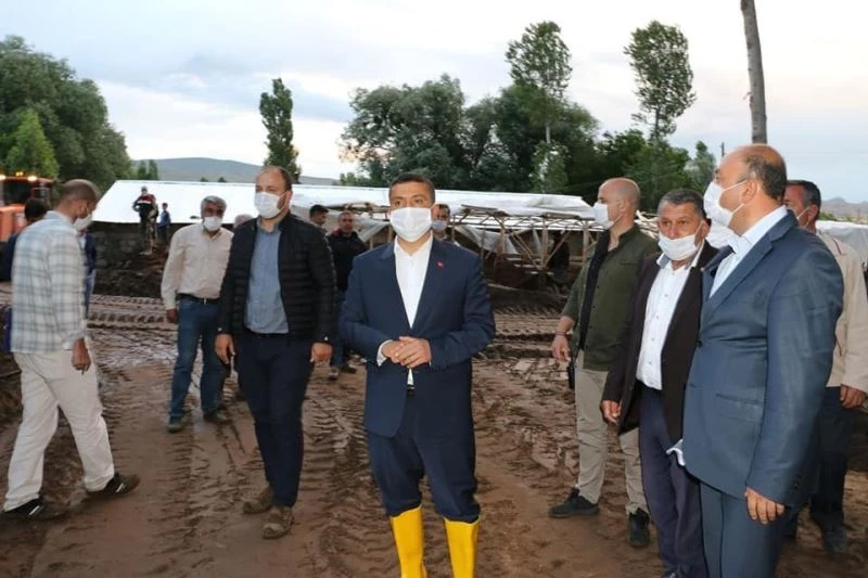 Kaymakam Mehmetbeyoğlu: “Kırkpınar Mahallemizdeki yaraları saracağız”
