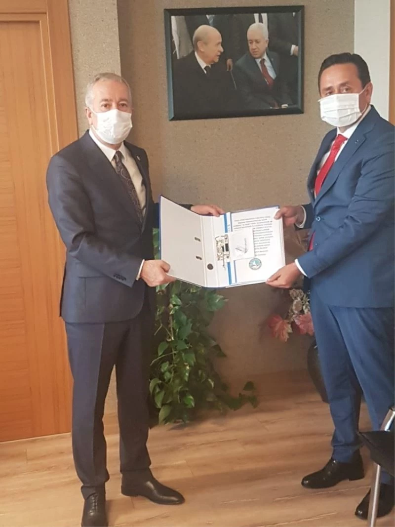 Başkan Yanmaz bir yıllık faaliyet raporunu sundu
