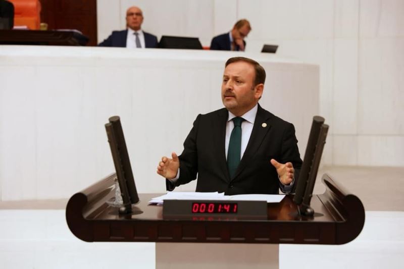 Milletvekili Sabri Öztürk, yapılan bir araştırmada en başarılı üçüncü milletvekili seçildi
