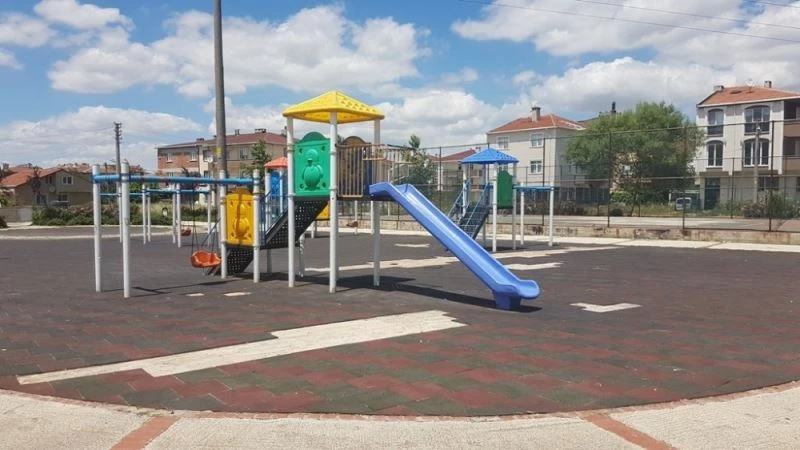 Şehir magandaları parkları tahrip ediyor
