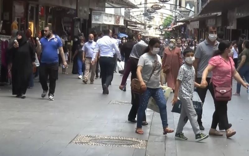 Gaziantep’te 4 bin 683 kişiye daha maske ve mesafe cezası
