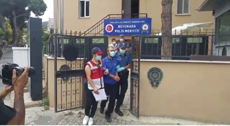 Heybeliada’da yangın çıkardığı iddia edilen şüpheli adliyeye sevk edildi
