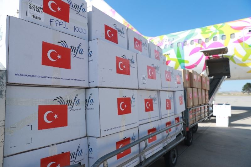 Türkiye’den Kazakistan’a tıbbi malzeme yardımı
