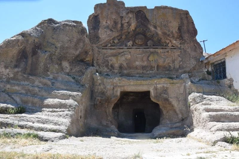 Sırlarla dolu ’Eşek Kulaklı Kral Midas’ın ülkesi Frigya
