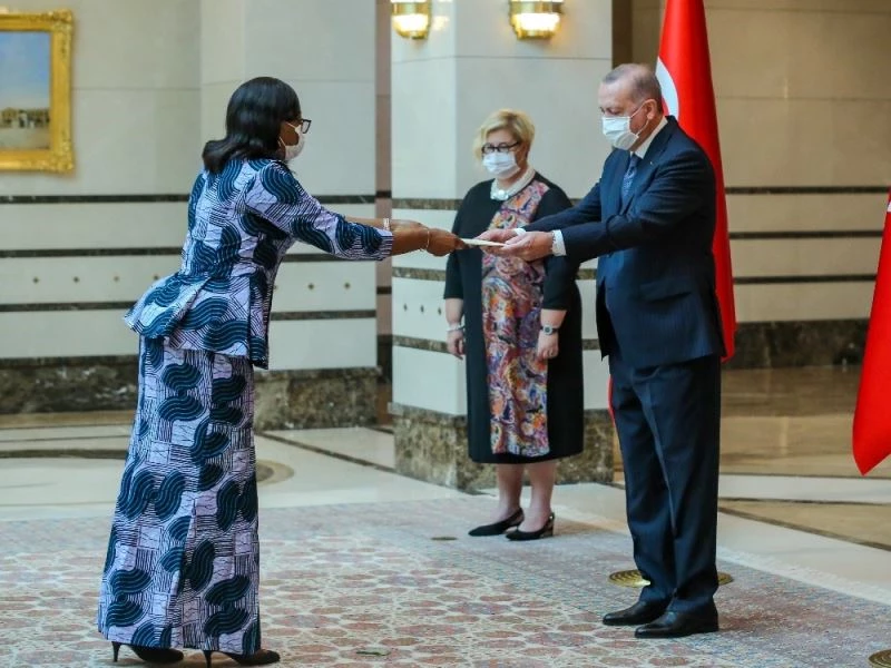 Fildişi Sahili Büyükelçisi Toure, Erdoğan’a güven mektubu sundu
