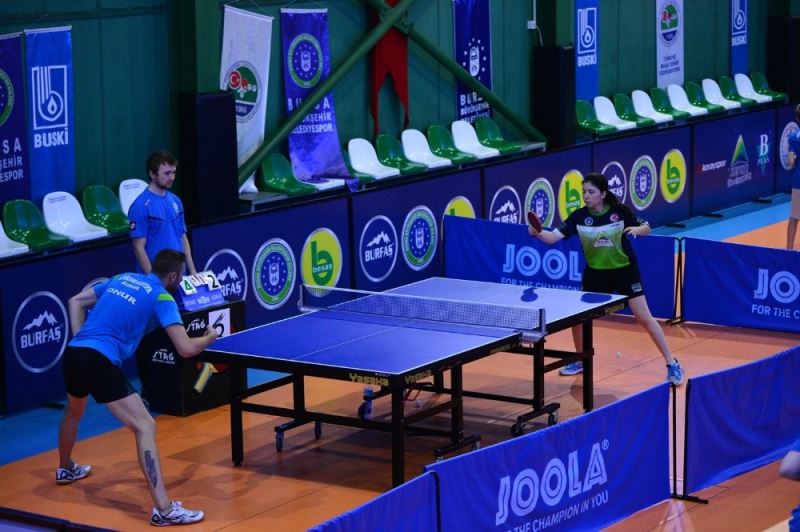 Bursa’da masa tenisinde anlamlı turnuva
