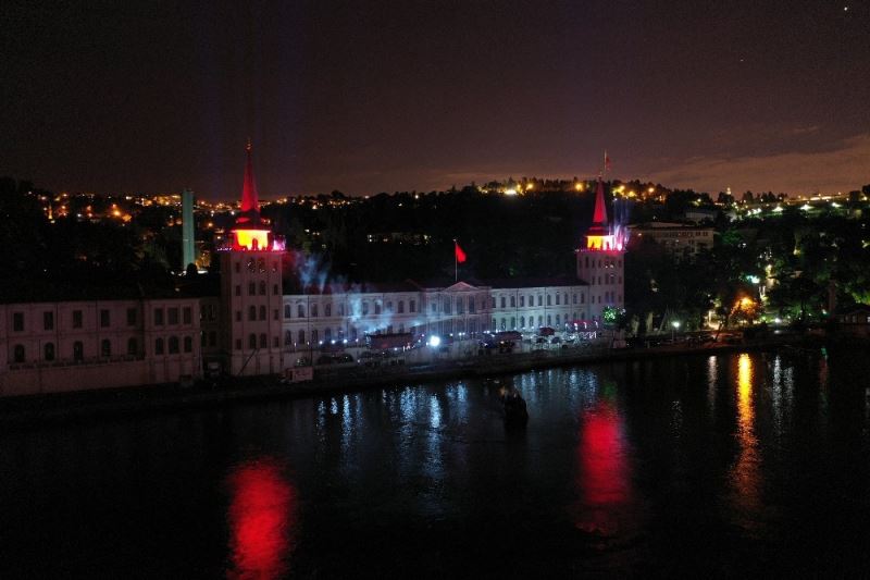Kuleli duvarlarında ’15 Temmuz’ temalı 3 boyutlu ışık gösterisi
