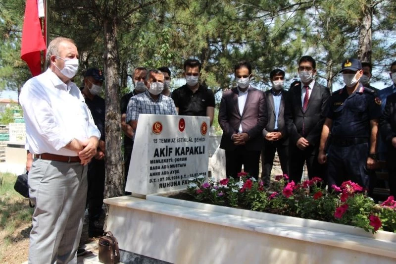 15 Temmuz şehidi Akif Kapaklı mezarı başında anıldı
