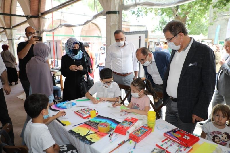 Tarihi külliyede çocuklarla renkli sanat günleri
