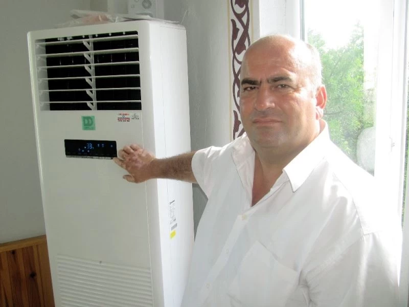 Yardım sever işadamından camiye klima
