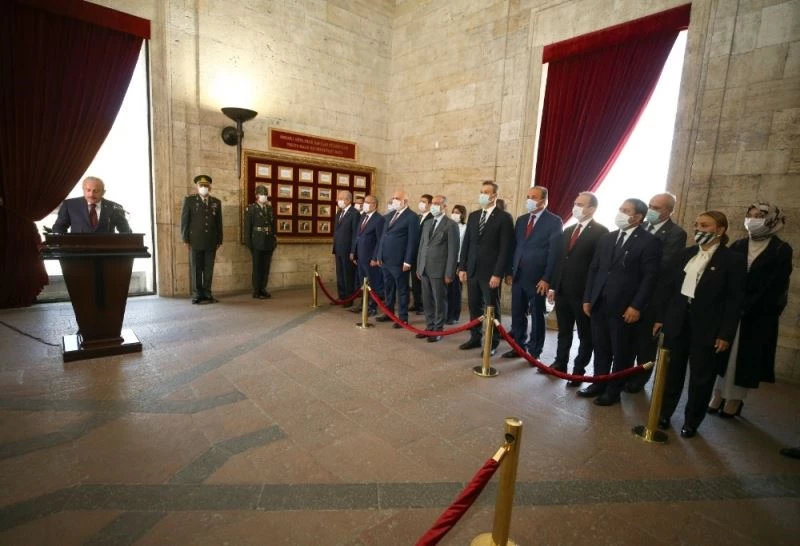 TBMM Başkanı Şentop ve Başkanlık Divanı Anıtkabir’de
