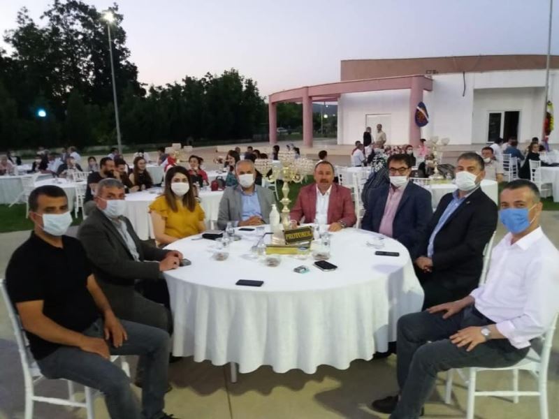 Sadece Başkan Sever’in maske takmaması dikkat çekti
