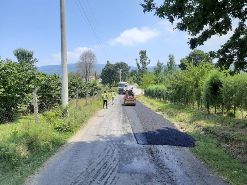 Hendek’te 7 farklı mahallede asfalt çalışması
