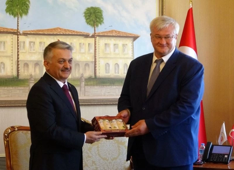 Ukrayna Büyükelçisi: “Antalya’da güvenli turizm için her şeyin hazır olduğuna inanıyorum”
