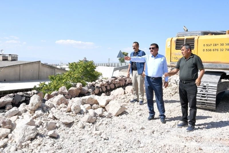 Malatya Büyükşehir, Anayurt caddesini Özsan’a bağlıyor
