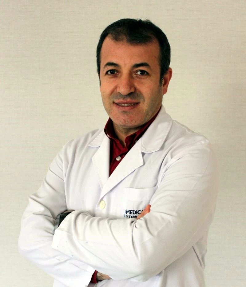 Yanlış ayakkabı seçimi diz ağrılarına yol açıyor
