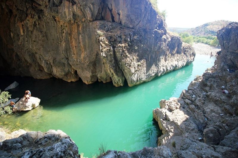 Lice Birkleyn Mağaraları turizme kazandırılıyor
