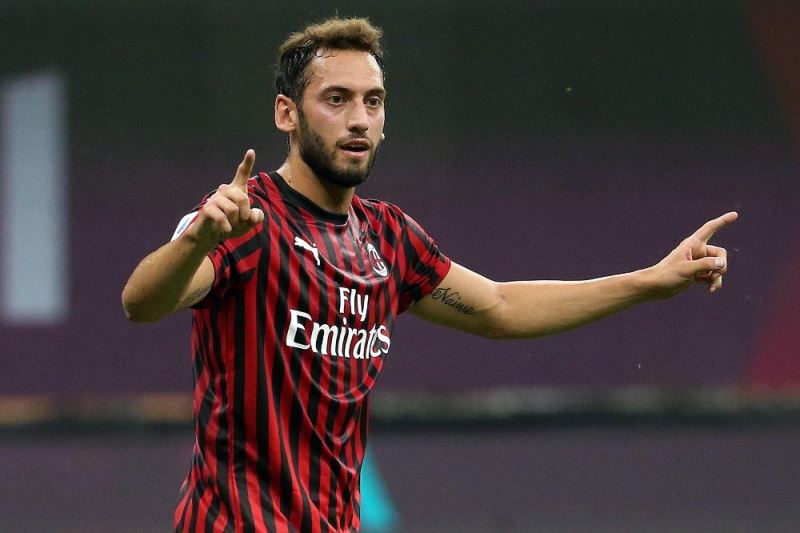 Milan’da Hakan Çalhanoğlu rüzgarı
