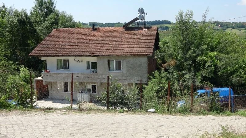 İnşaat işçilerini önce öldürdüler ardından römorka bindirip ormana gömdüler
