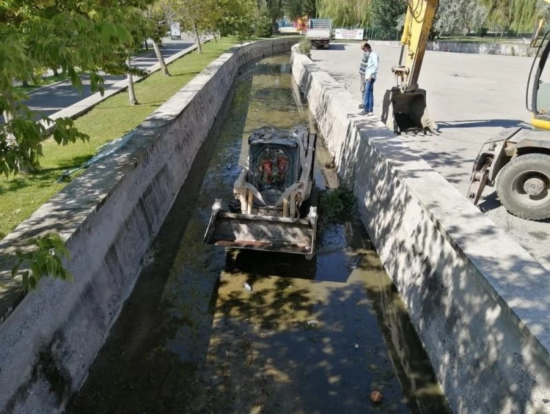 Gölbaşı Belediyesi Kanalların onarımını tamamladı

