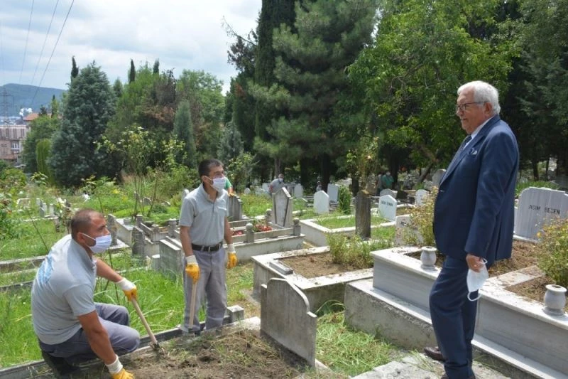 Posbıyık: “57 mezarlığı temizleyip bakımlarını yapıyoruz”

