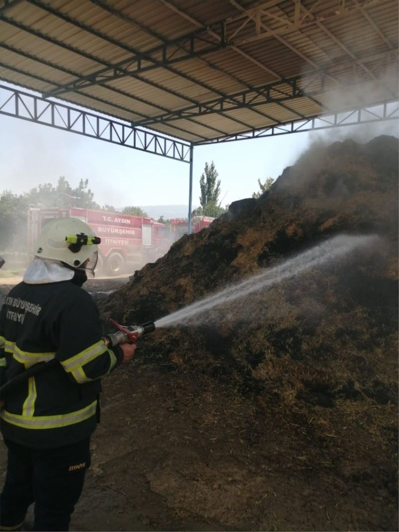 Kaynak makinesi 20 ton samanı küle çevirdi
