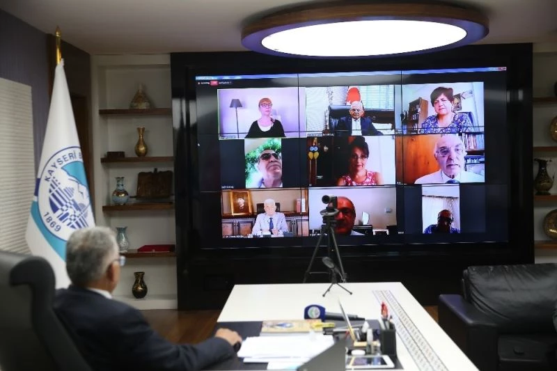 Başkan Büyükkılıç kırsal kalkınmayı konuştu
