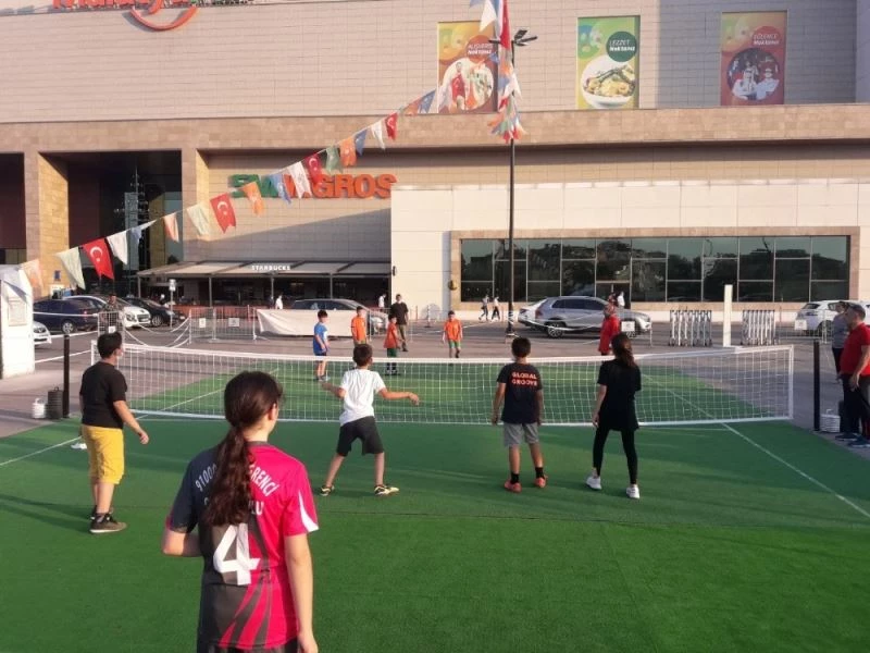 Ayak Tenisi Turnuvası final maçlarıyla sona erdi
